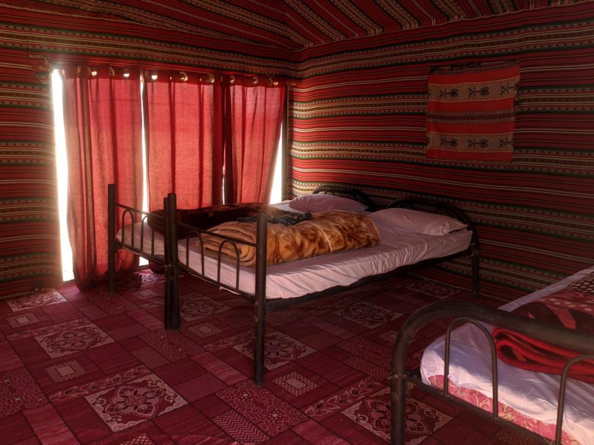 Bed and Breakfast Beduin Star Trail Camp Wadi Rum Exteriér fotografie