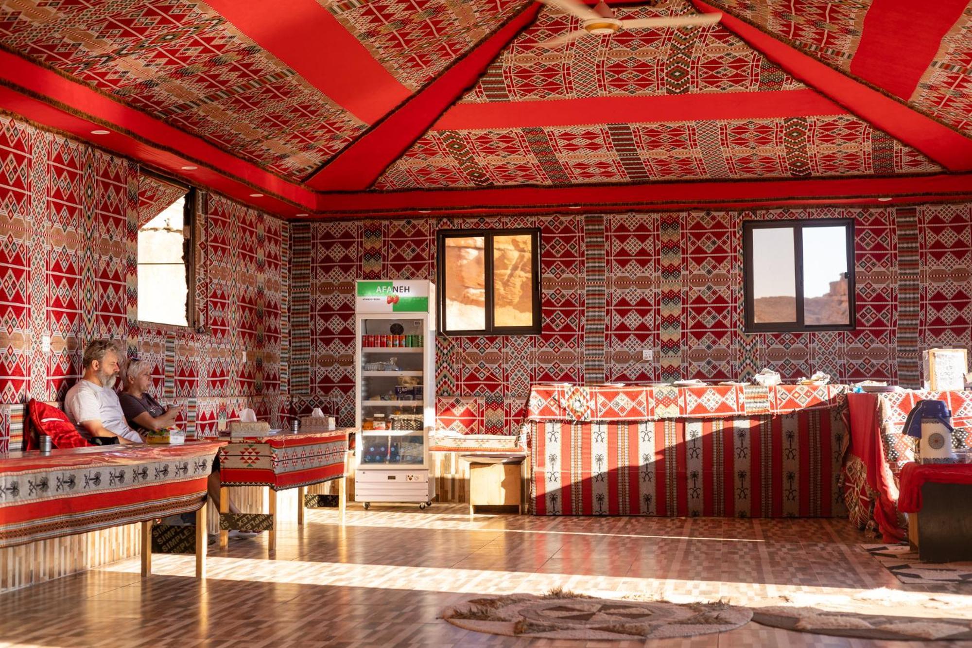 Bed and Breakfast Beduin Star Trail Camp Wadi Rum Exteriér fotografie