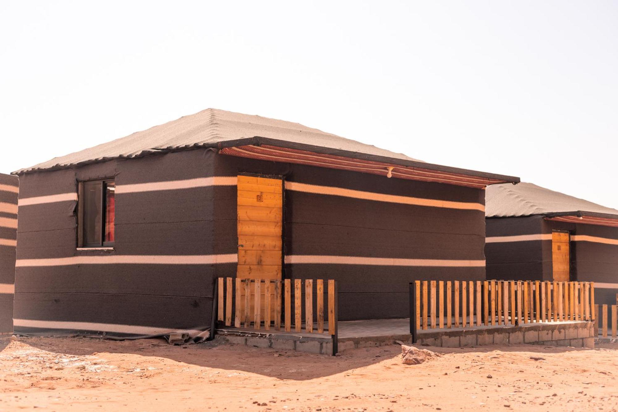Bed and Breakfast Beduin Star Trail Camp Wadi Rum Exteriér fotografie