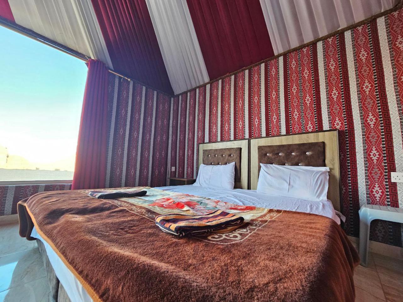 Bed and Breakfast Beduin Star Trail Camp Wadi Rum Exteriér fotografie