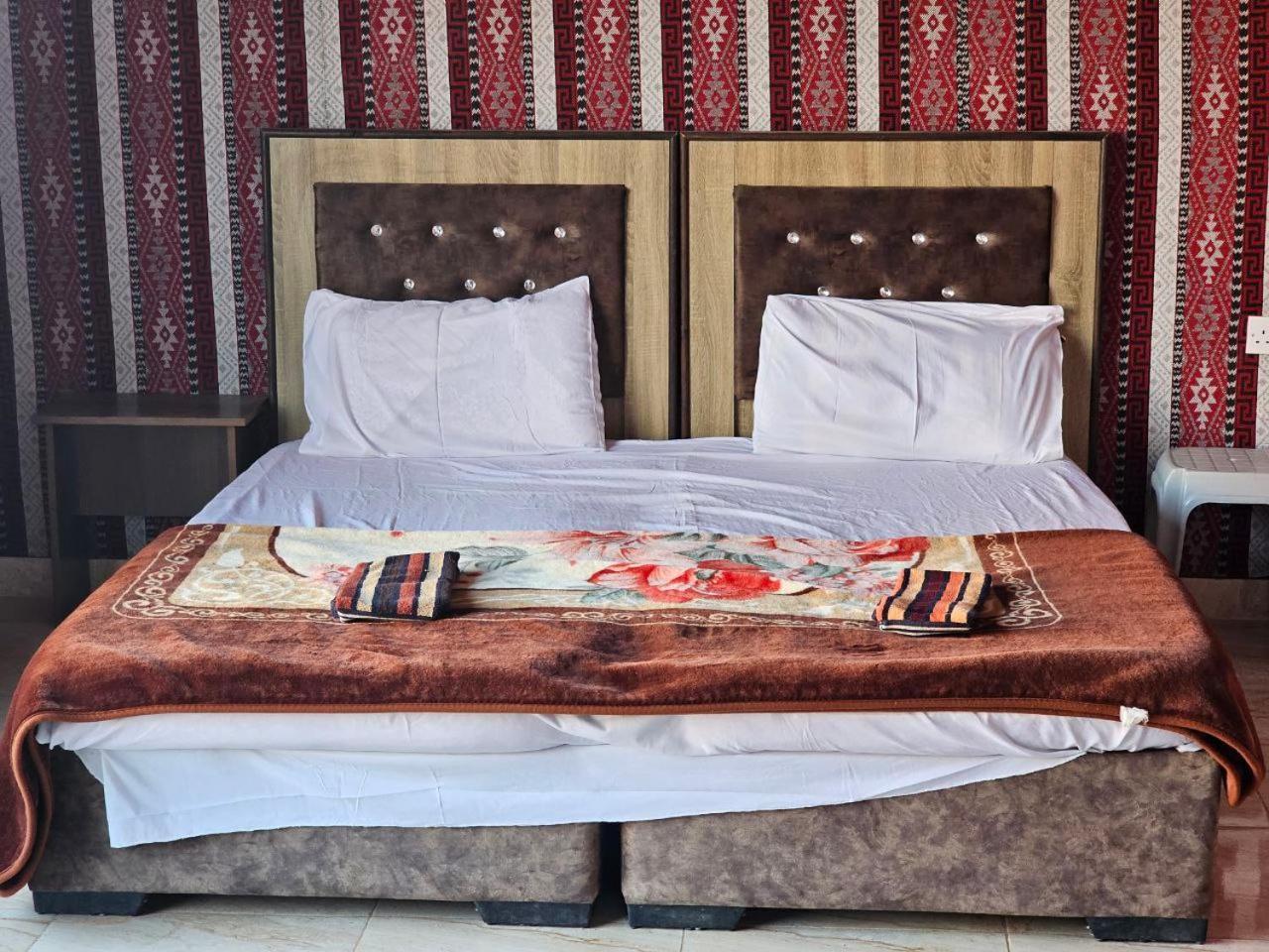 Bed and Breakfast Beduin Star Trail Camp Wadi Rum Exteriér fotografie
