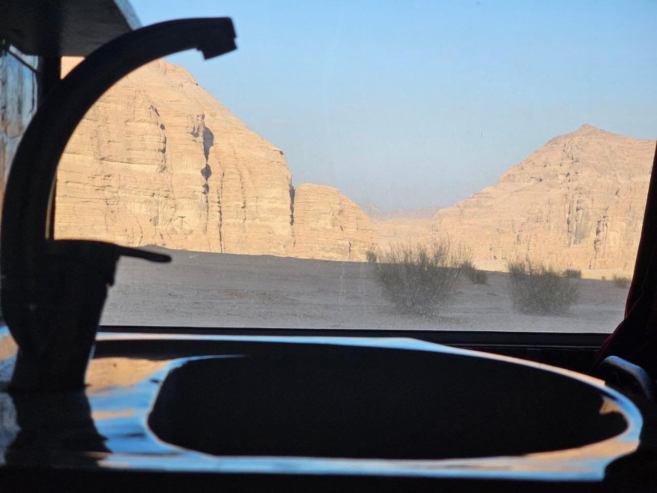 Bed and Breakfast Beduin Star Trail Camp Wadi Rum Exteriér fotografie