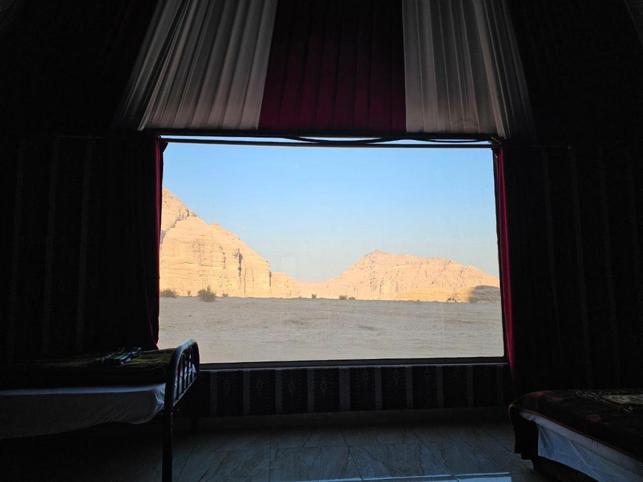 Bed and Breakfast Beduin Star Trail Camp Wadi Rum Exteriér fotografie